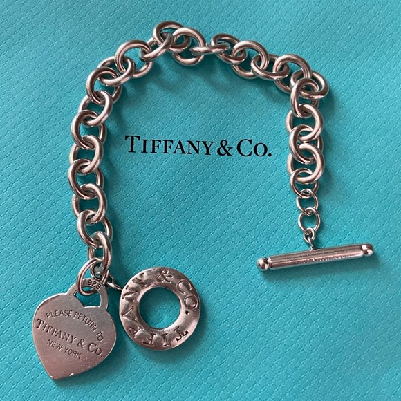 Tiffany & Co. Heart Toggle Bracelet - Picture 8 of 12